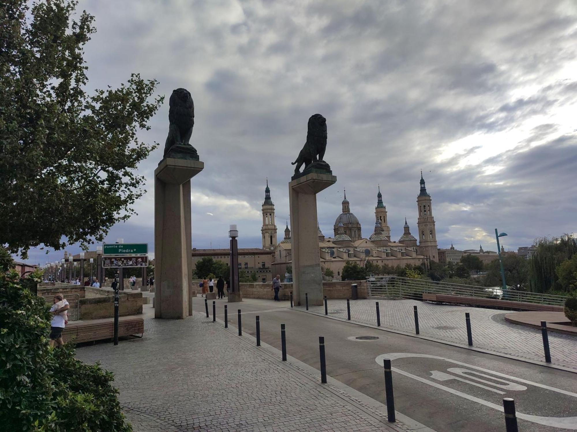 Apartamento Cerca Plaza Pilar Zaragoza Exteriör bild